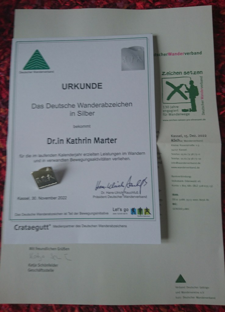 Wandern in Magdeburg
Wandern im Harz
Wandern im Salzlandkreis
Wandern im Jerichower Land
Wandern in Sachsen-Anhalt
Wandern in der Magdeburger Börde
Dr. Kathrin Marter
Wanderführerin
Gesundheitswanderführerin
Naturführerin
Landschaftsführerin
geführte Wanderungen
Waldbaden