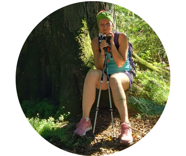 Dr. Kathrin Marter Yogalehrerin in Magdeburg Yoga Magdeburg Yoga live online Meditation Live online Wandern Magdeburg Wandergruppe Magdeburg Waldbaden Magdeburg Wissenschaftscoaching Magdeburg Coaching Magdeburg Yogatherapie online Yogatherapie Magdeburg Sonnengrüße Sonnengrüße live online Rauhnächte Rauhnächte Meditation Rauhnächte Meditationen Live Online Rauhnächte Begleitung